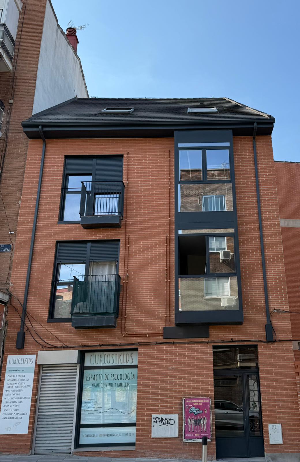 Bloque de viviendas más local - Calle Joaquín Turina dos - Proyecto de obra nueva residencial por Certifica Ingeniería